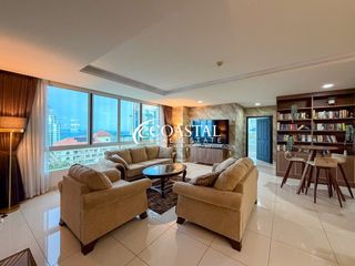 For rent 3 bedrooms condo in Bang Lamung, Chonburi