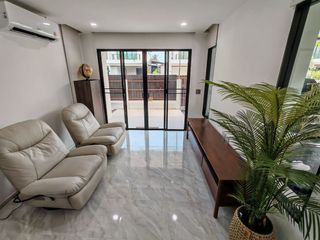 For rent and for sale 3 bedrooms house in Prawet, Bangkok