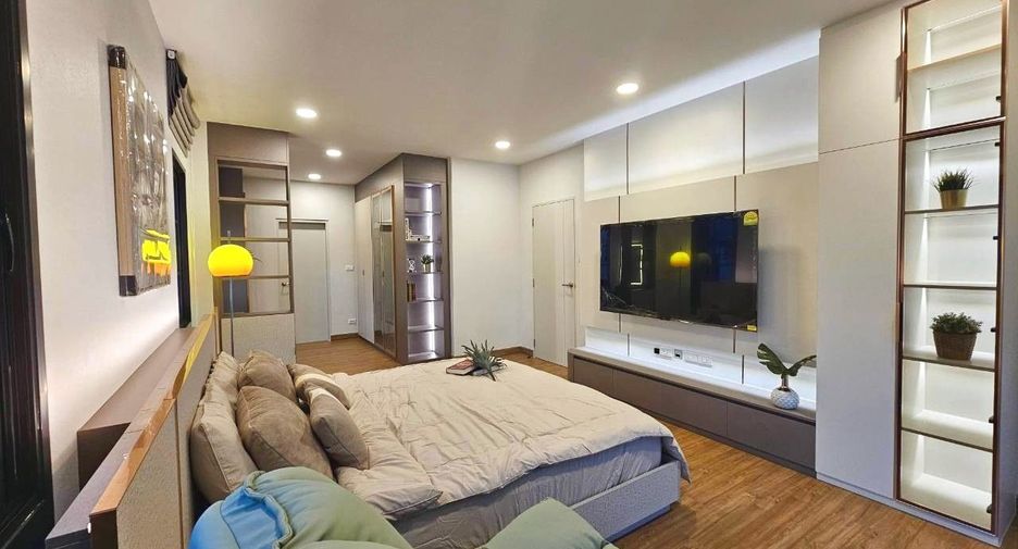 For rent 4 bedrooms house in Bang Phli, Samut Prakan