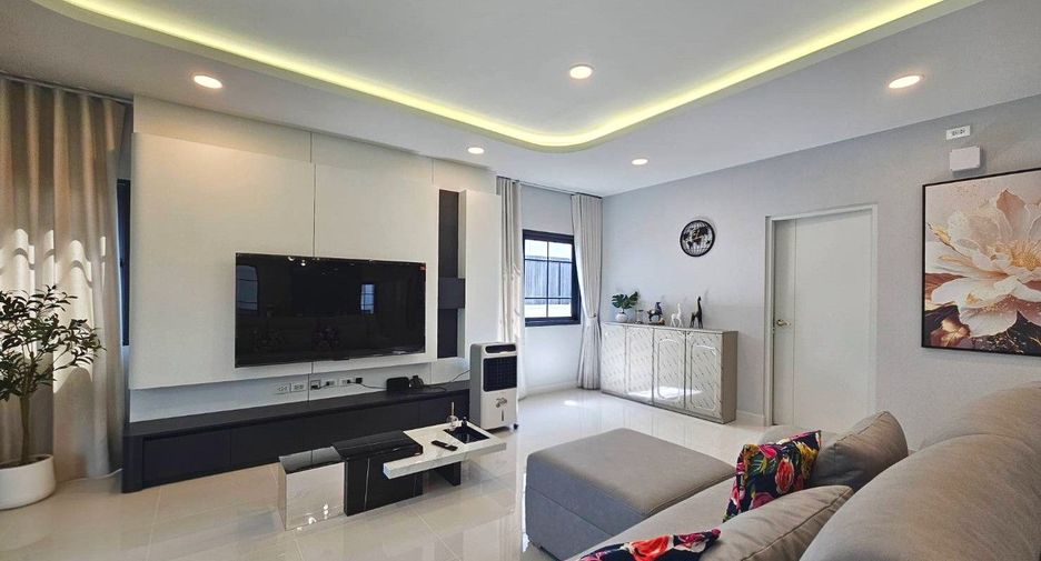 For rent 4 bedrooms house in Bang Phli, Samut Prakan