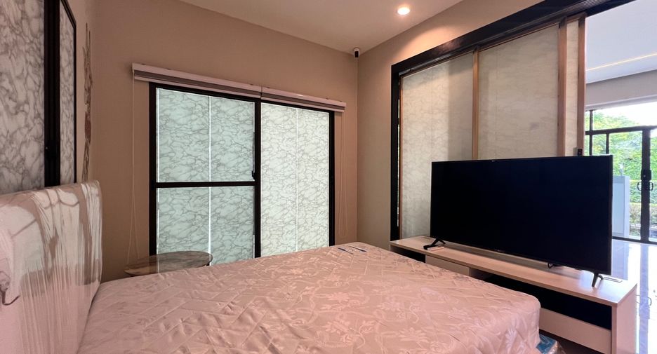 For rent 4 bedrooms house in Suan Luang, Bangkok