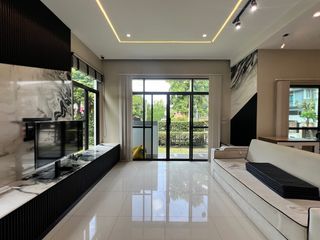 For rent 4 bedrooms house in Suan Luang, Bangkok