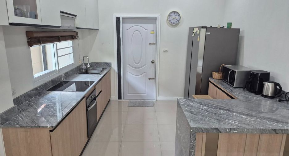 Haus zum Kauf mit 3 Zimmer in Huay Yai, Pattaya