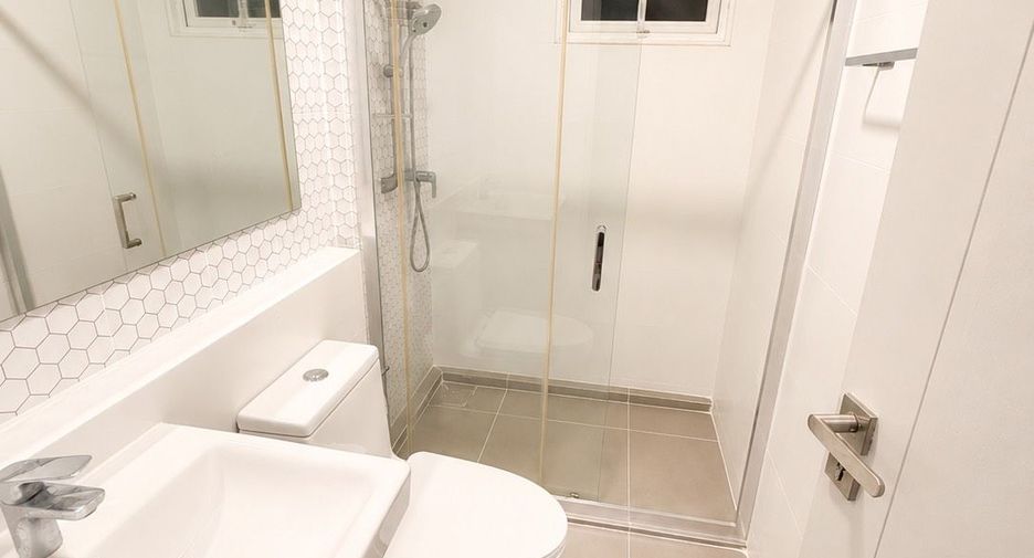 Haus zur Miete mit 3 Zimmer in Bang Phli, Samut Prakan