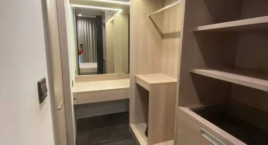 For sale 1 bed condo in Huai Khwang, Bangkok