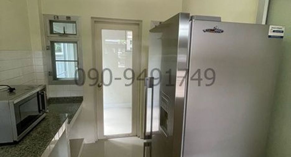 Haus zum Kauf mit 3 Zimmer in Bang Khen, Bangkok