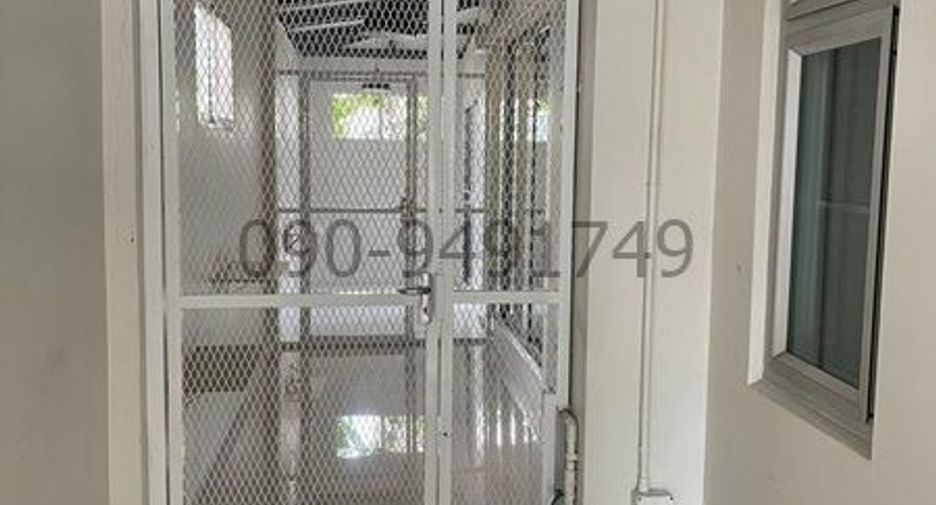 Haus zum Kauf mit 3 Zimmer in Bang Khen, Bangkok