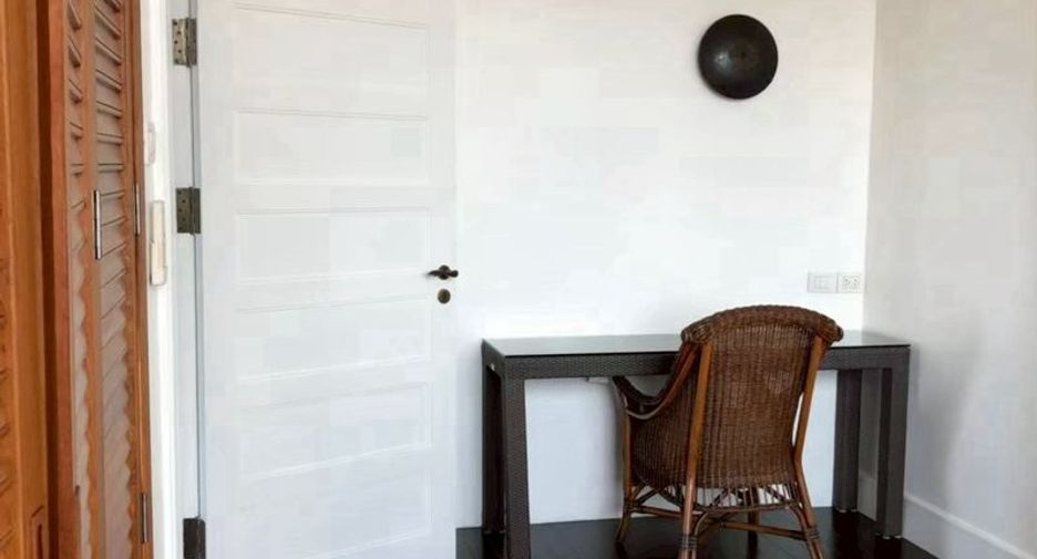 Condo en alquiler de 2 habitaciones en Khlong Toei, Bangkok