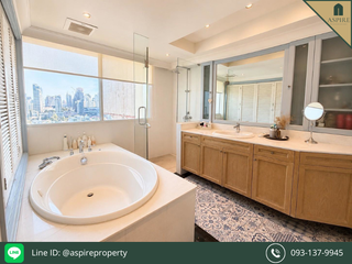 Condo en venta de 4 habitaciones en Watthana, Bangkok