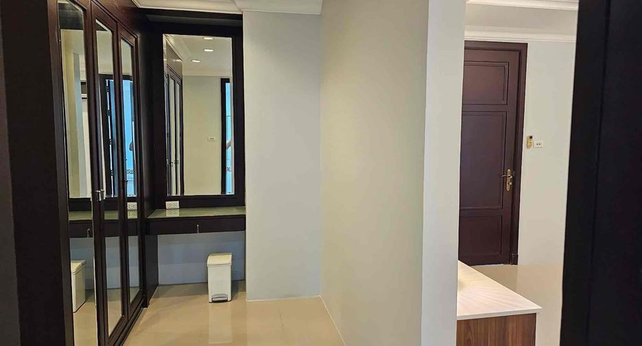 À louer 2 chambres condo à Bang Lamung, Chonburi