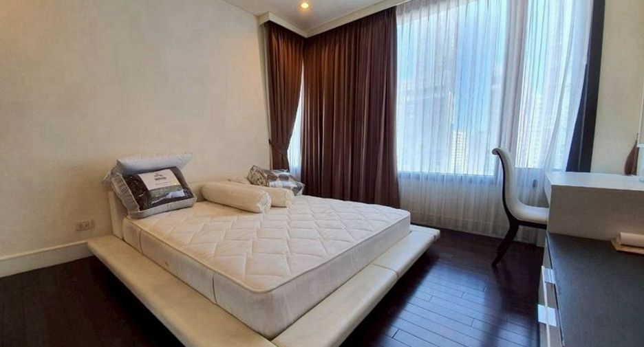 À louer et à vendre 2 chambres condo à Khlong Toei, Bangkok