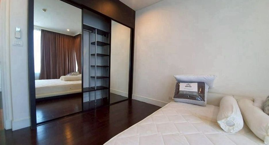 À louer et à vendre 2 chambres condo à Khlong Toei, Bangkok