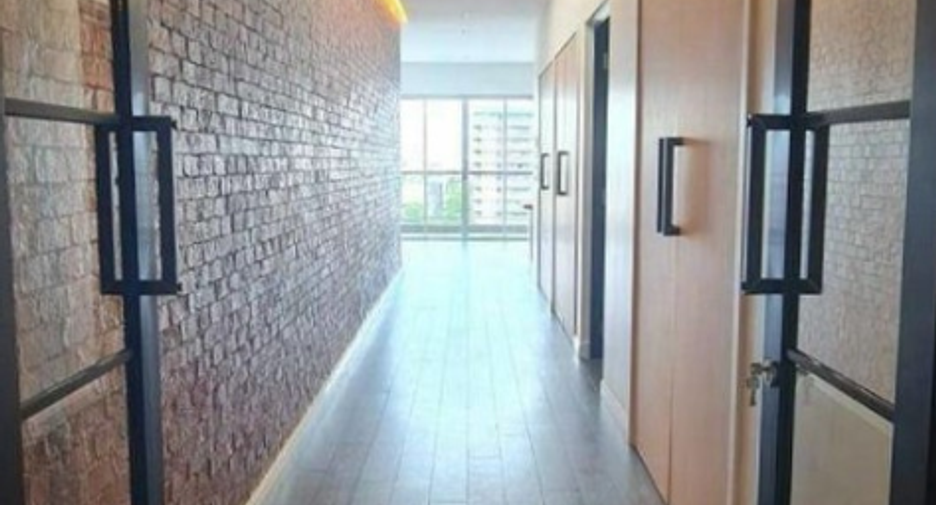 ให้เช่า 4 ห้องนอน คอนโด ใน วัฒนา, กรุงเทพฯ