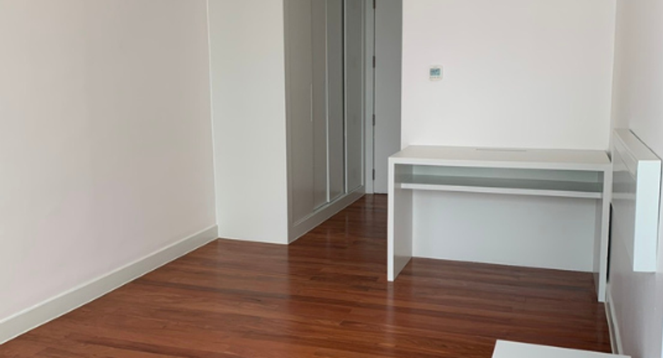 Wohnung zur Miete mit 3 Zimmer in Watthana, Bangkok