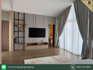 For rent 3 bedrooms townhouse in Phra Khanong, Bangkok