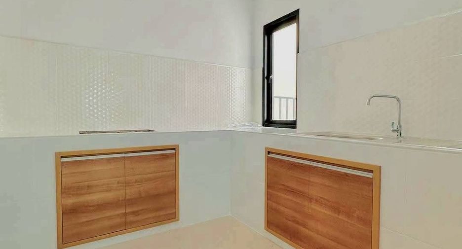 Casa en venta de 3 habitaciones en Mueang Chon Buri, Chonburi