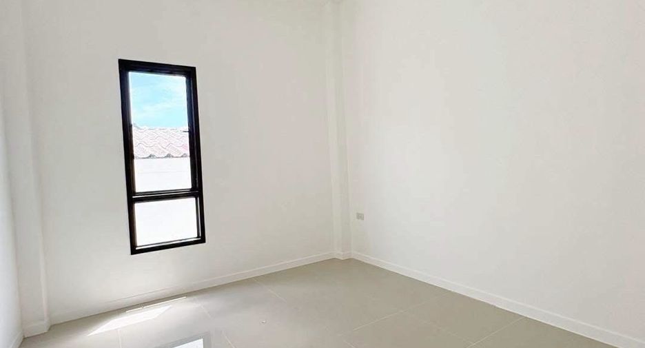 Casa en venta de 2 habitaciones en Si Racha, Chonburi