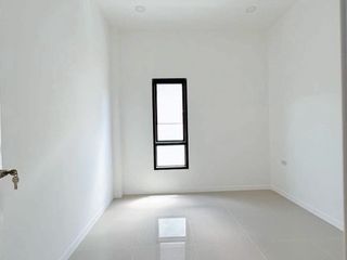 Casa en venta de 2 habitaciones en Si Racha, Chonburi