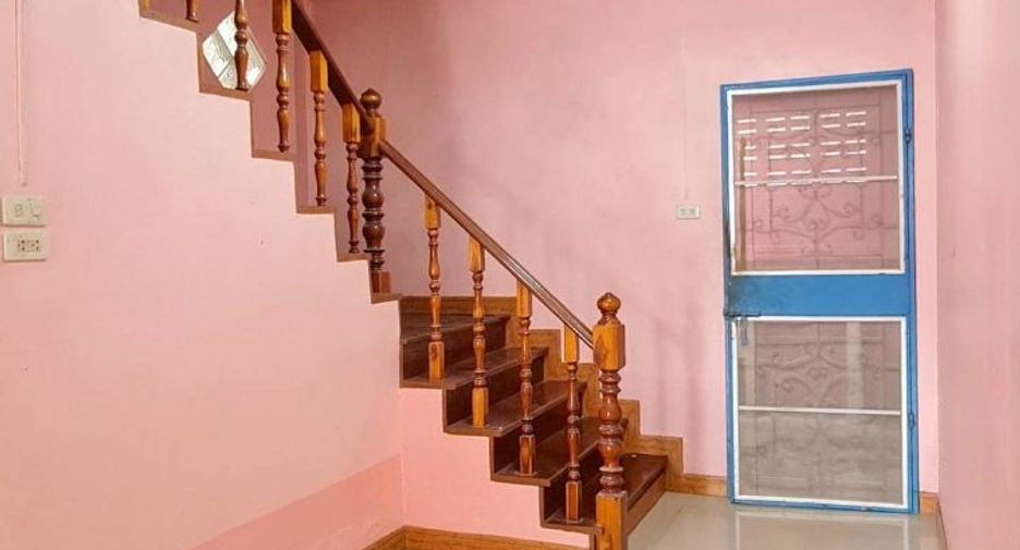 Casa en venta de 4 habitaciones en Mueang Chon Buri, Chonburi