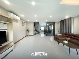 For rent and for sale 5 bedrooms house in Bang Kapi, Bangkok