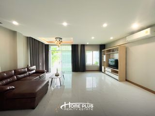 For rent and for sale 5 bedrooms house in Bang Kapi, Bangkok