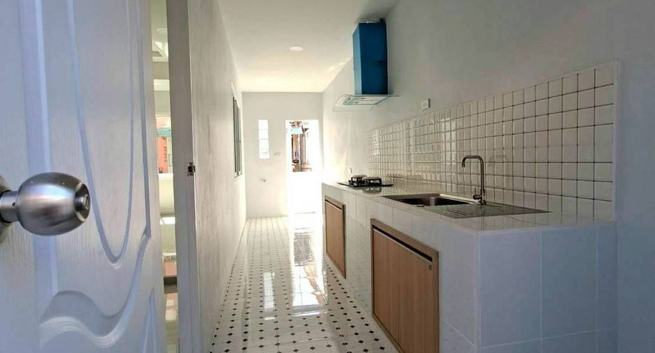 Casa en venta de 4 habitaciones en Mueang Chon Buri, Chonburi