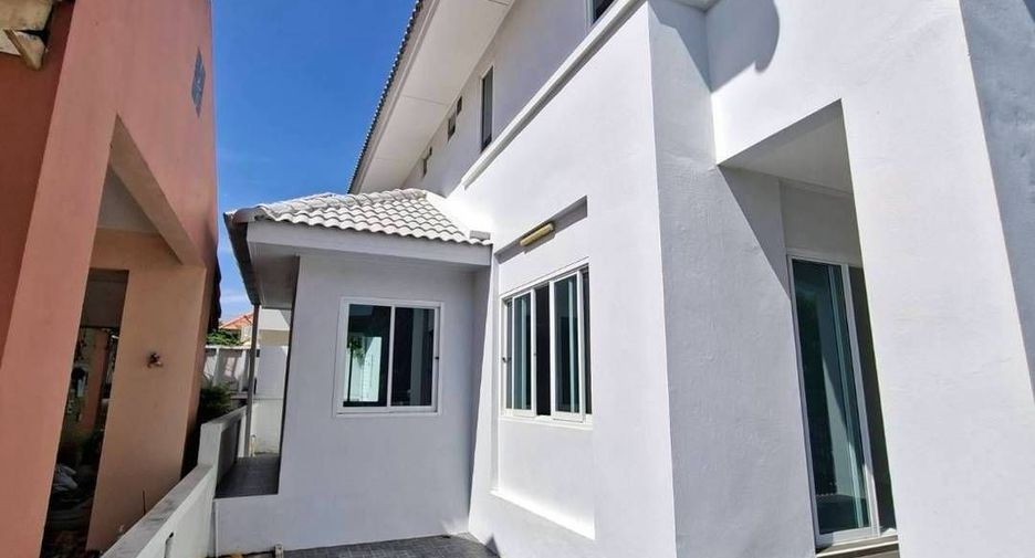 Casa en venta de 4 habitaciones en Mueang Chon Buri, Chonburi