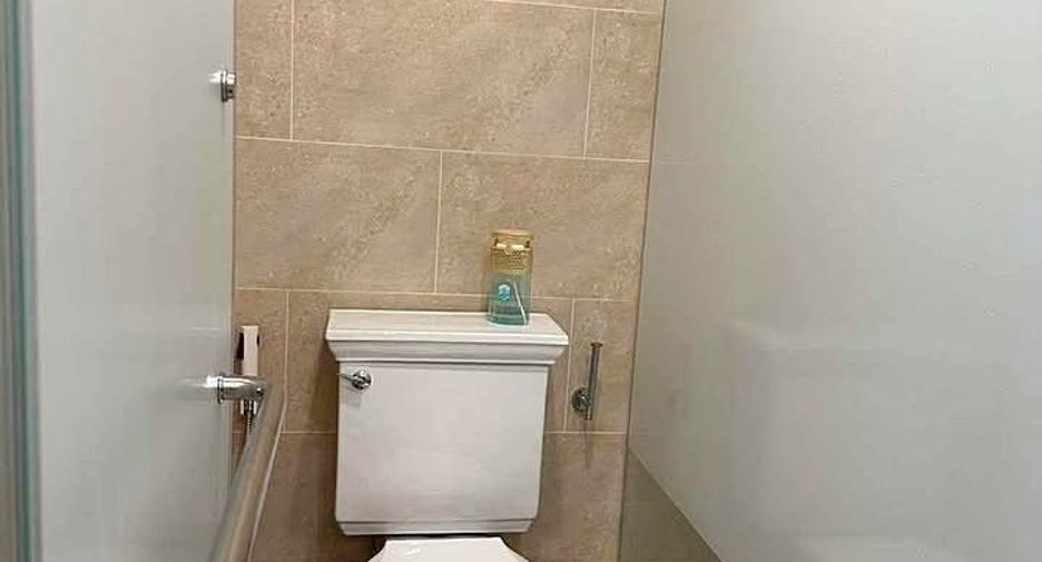 Продажа 2 спальни кондо в Йомтиен, Паттайя