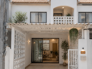 For sale 2 bedrooms townhouse in Ban Bueng, Chonburi