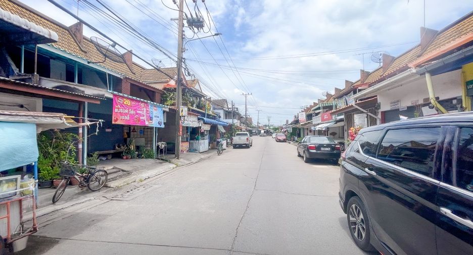 For sale 2 bedrooms townhouse in Lat Krabang, Bangkok