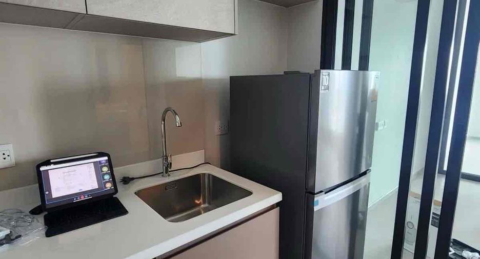 For rent 1 bed condo in Thon Buri, Bangkok
