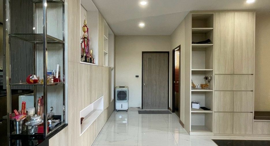 Casa en venta de 5 habitaciones en Doi Saket, Chiang Mai