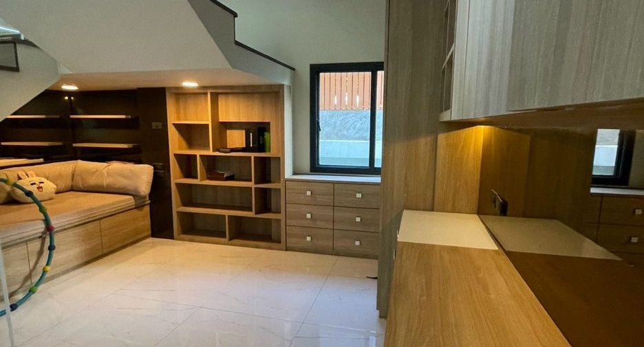 Casa en venta de 5 habitaciones en Doi Saket, Chiang Mai