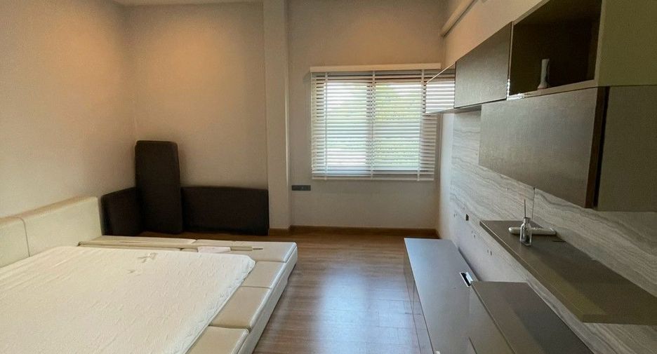 Casa en venta de 5 habitaciones en Doi Saket, Chiang Mai
