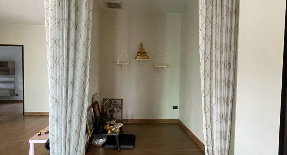 Casa en venta de 5 habitaciones en Doi Saket, Chiang Mai