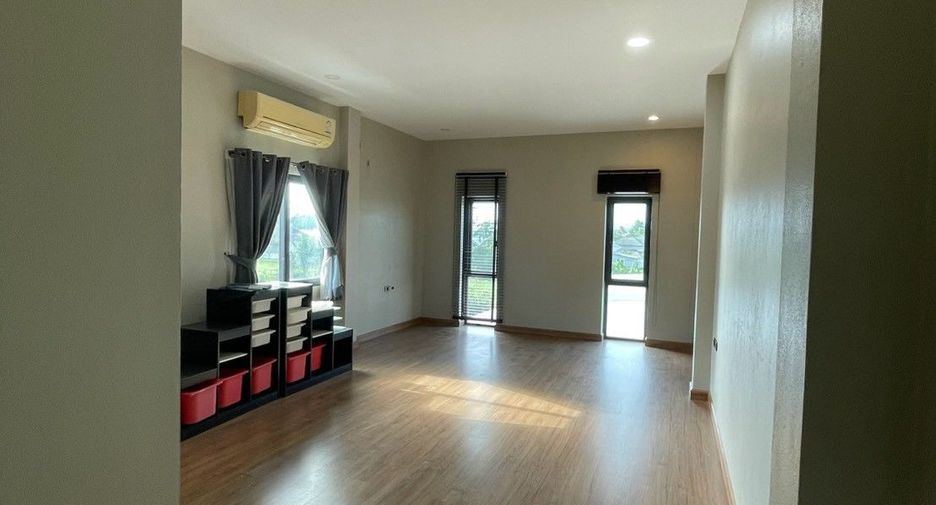 Casa en venta de 5 habitaciones en Doi Saket, Chiang Mai