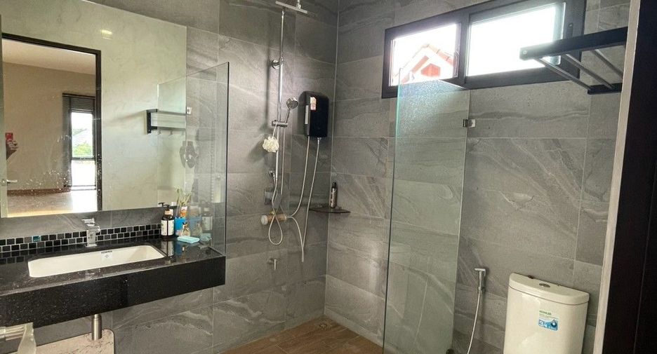 Casa en venta de 5 habitaciones en Doi Saket, Chiang Mai