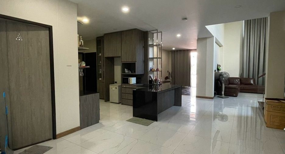 Casa en venta de 5 habitaciones en Doi Saket, Chiang Mai