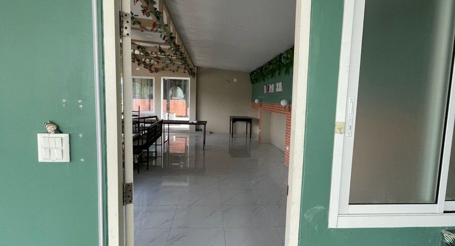 Casa en venta de 5 habitaciones en Doi Saket, Chiang Mai