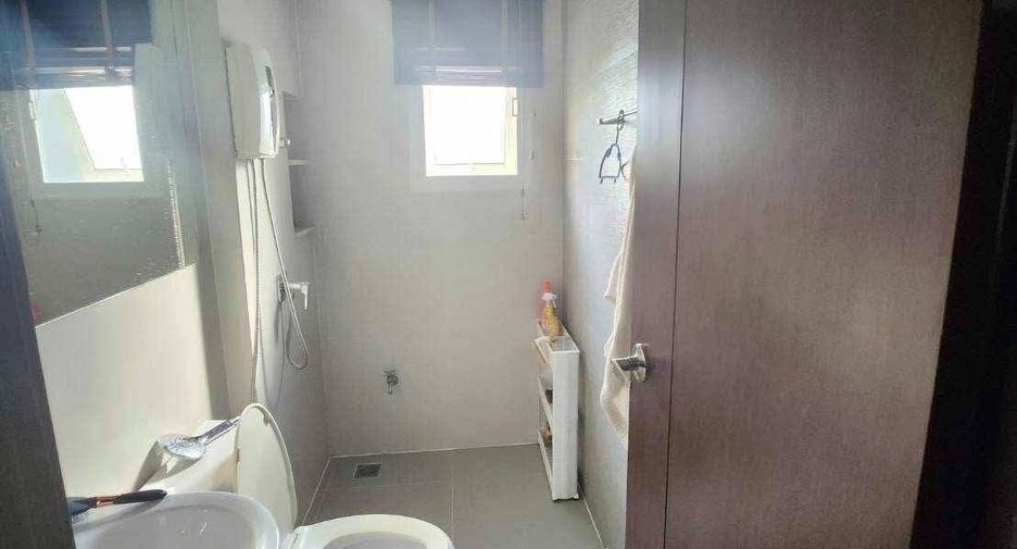For sale 3 bedrooms house in Lak Si, Bangkok