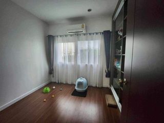 For sale 3 bedrooms house in Lak Si, Bangkok