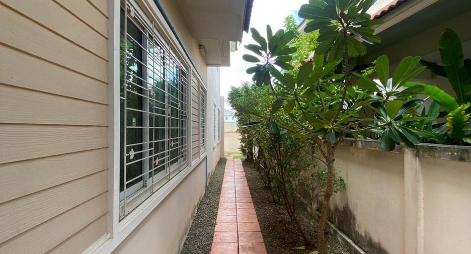For rent and for sale 4 bedrooms house in Mueang Chiang Mai, Chiang Mai
