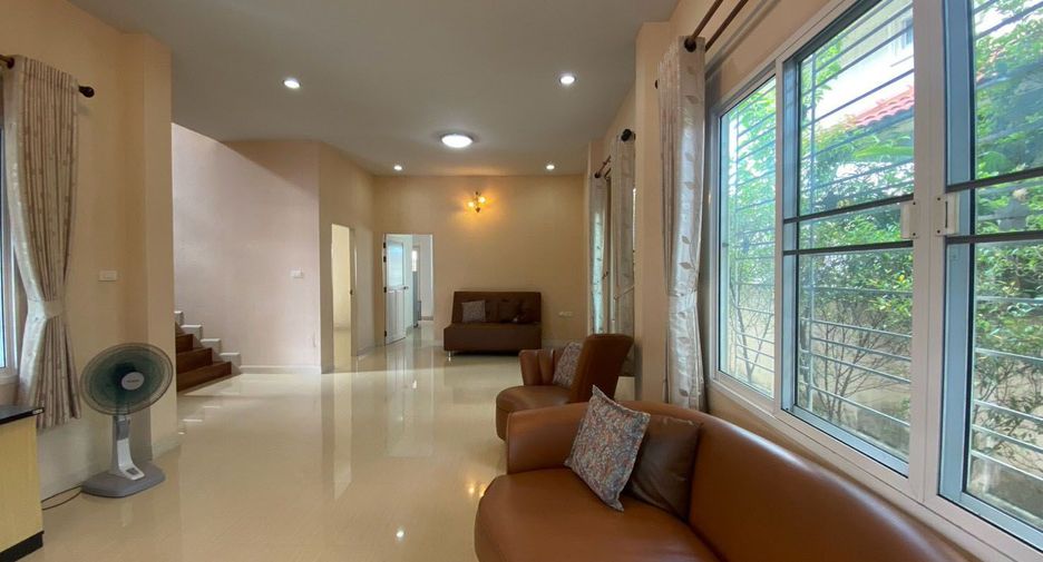 For rent and for sale 4 bedrooms house in Mueang Chiang Mai, Chiang Mai