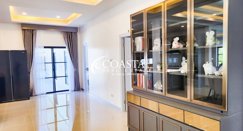 Haus zur Miete mit 5 Zimmer in Bang Lamung, Chonburi