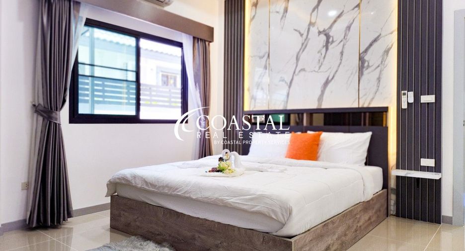 Haus zur Miete mit 5 Zimmer in Bang Lamung, Chonburi