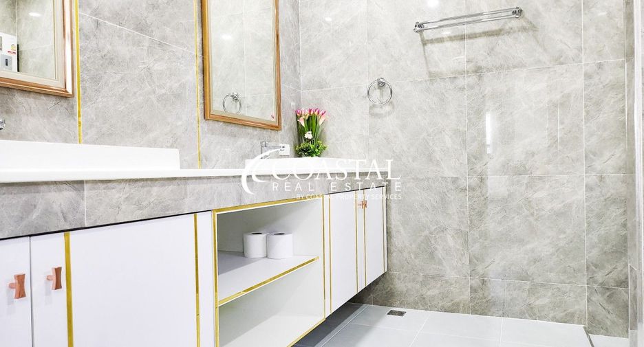 Haus zur Miete mit 5 Zimmer in Bang Lamung, Chonburi