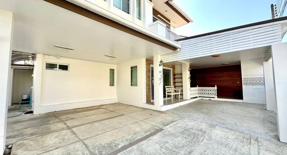 For rent 4 bedrooms house in Mueang Chiang Mai, Chiang Mai