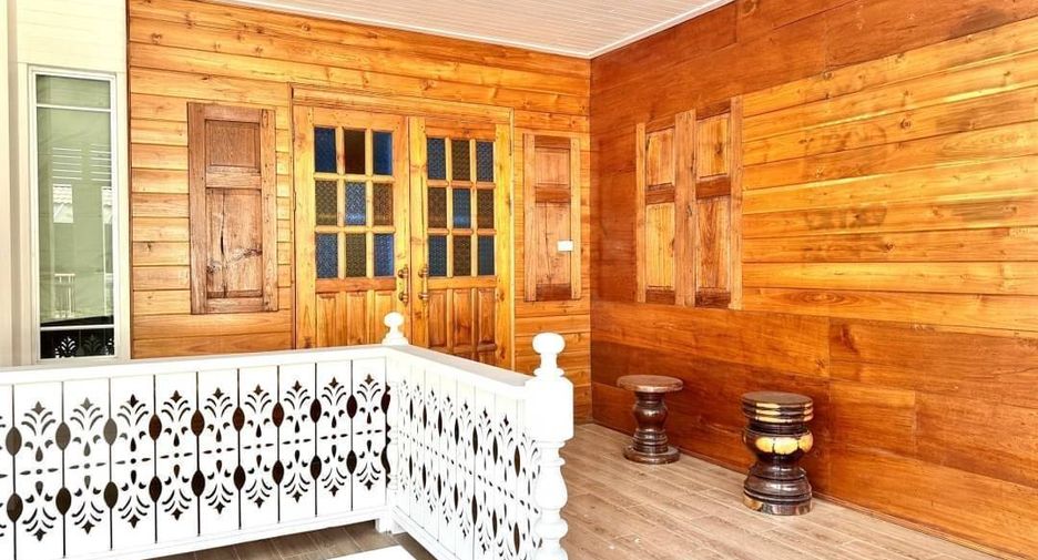 For rent 4 bedrooms house in Mueang Chiang Mai, Chiang Mai