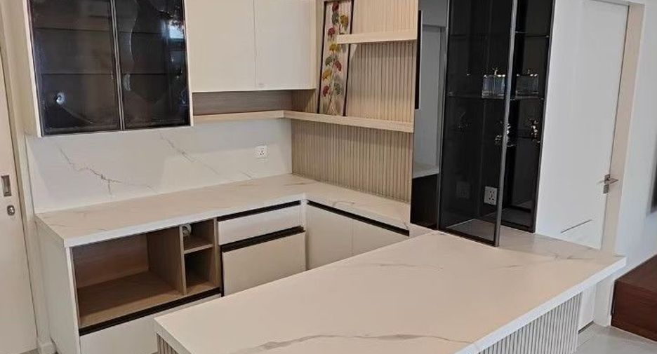 Casa en venta de 4 habitaciones en Prawet, Bangkok