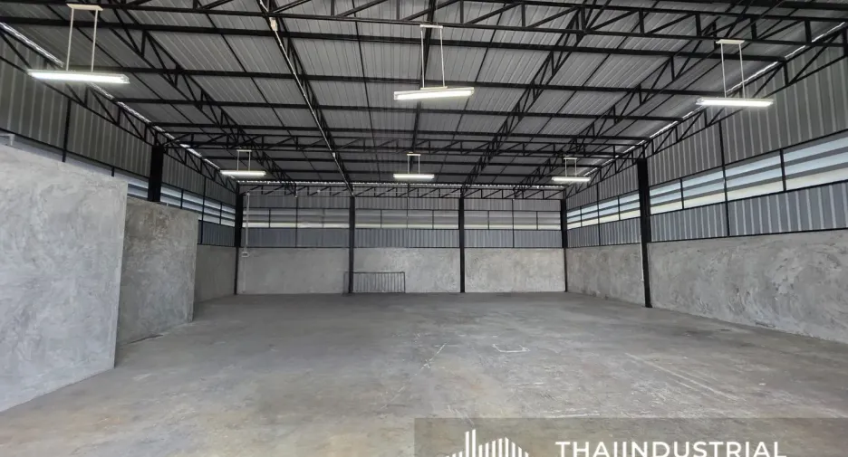 Almacén en alquiler en Bang Bua Thong, Nonthaburi